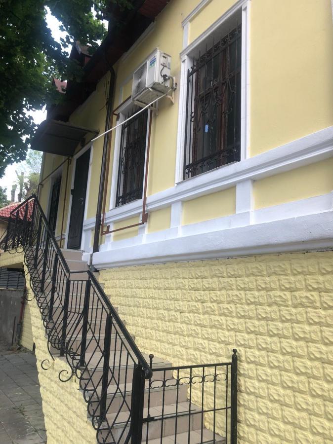 Friends Hostel Kiszyniów Zewnętrze zdjęcie