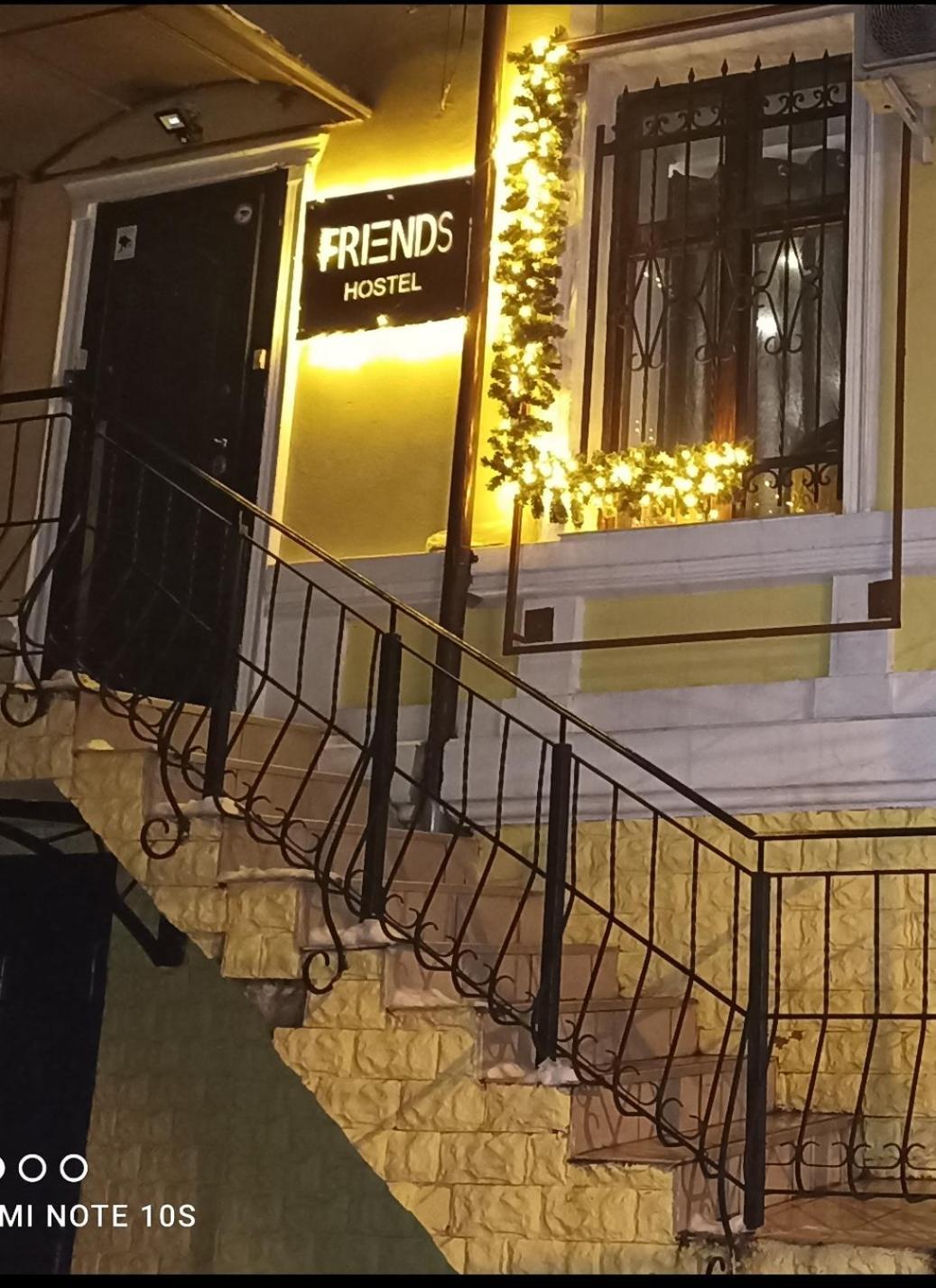 Friends Hostel Kiszyniów Zewnętrze zdjęcie